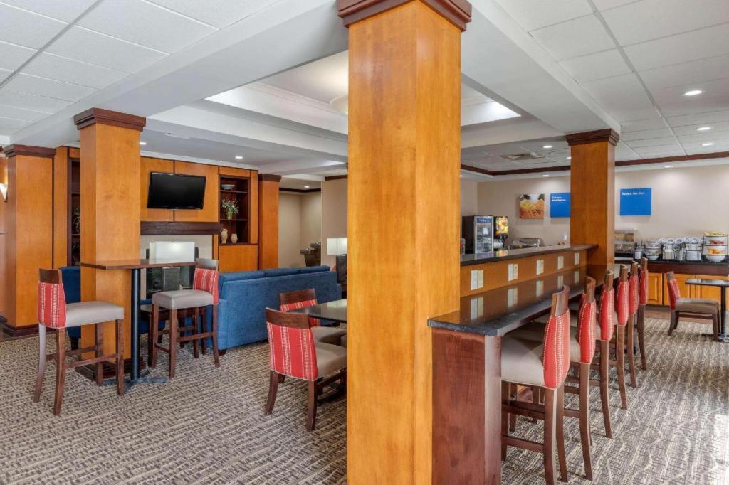 Comfort Inn & Suites Camden Buitenkant foto